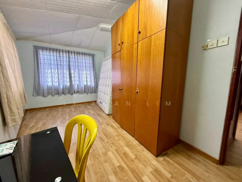 Rumah Teres 2 Tingkat untuk Disewa di Taman Malim Jaya (Bachang) - Li Xuan Lim - Bedroom - PropertyGuru.com.my