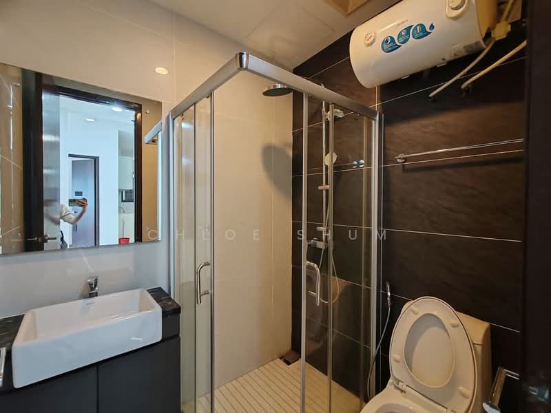 Kondominium untuk Disewa di Royal Strand @ Country Garden Danga Bay - Chloe Shum - Bathroom - PropertyGuru.com.my