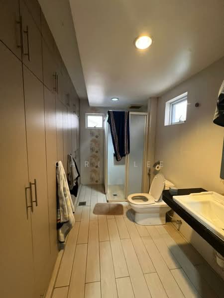 Semi-Detached House for Sale in SS1 (Petaling Jaya) - Chris Lee - Bathroom - PropertyGuru.com.my