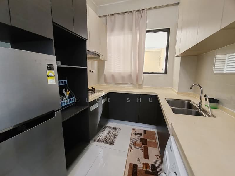 Condominium for Rent at Bay Laurel @ Country Garden Danga Bay - Chloe Shum - Kitchen - PropertyGuru.com.my