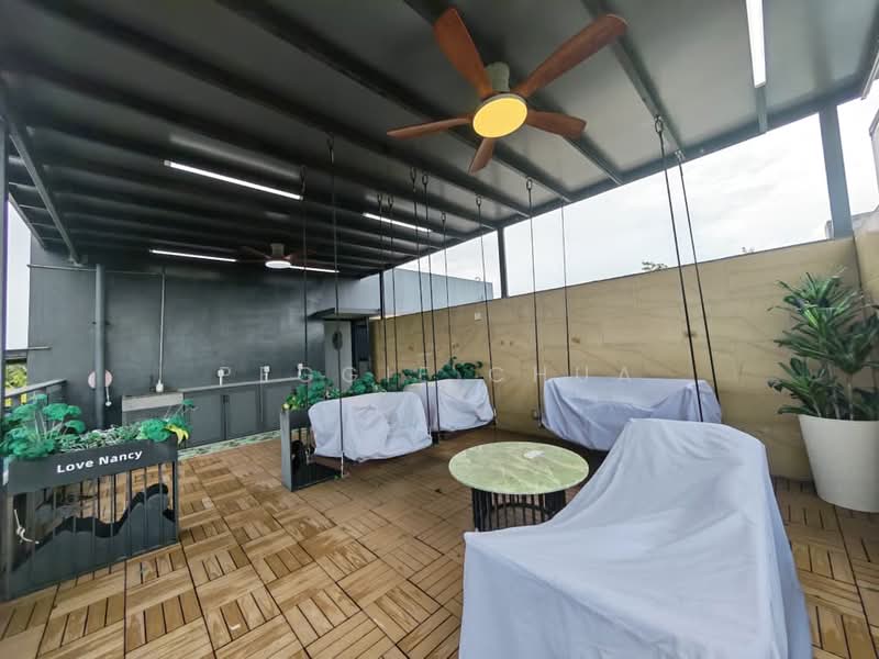 Cluster House for Sale in Forest City (Gelang Patah) - Peggie Chua - Balcony - PropertyGuru.com.my
