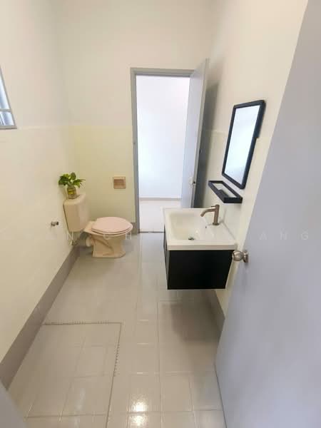 2-storey Terraced House for Sale in Taman Meranti Jaya (Puchong) - Chan Chong Liang - Bathroom - PropertyGuru.com.my