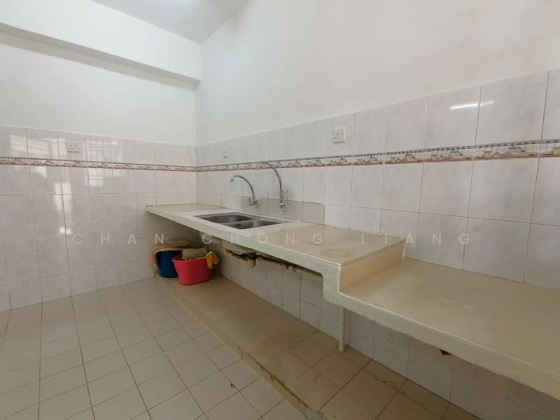 2-storey Terraced House for Sale in Taman Meranti Jaya (Puchong) - Chan Chong Liang - Kitchen - PropertyGuru.com.my