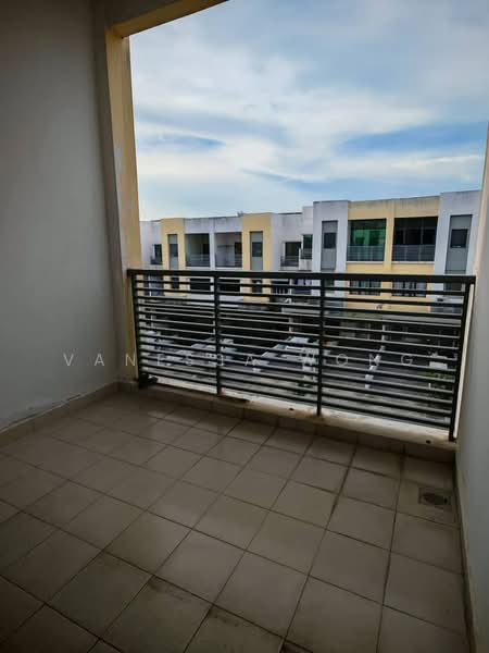 Townhouse for Sale in 16 Sierra (Puchong) - Vanessa Wong - PropertyGuru.com.my