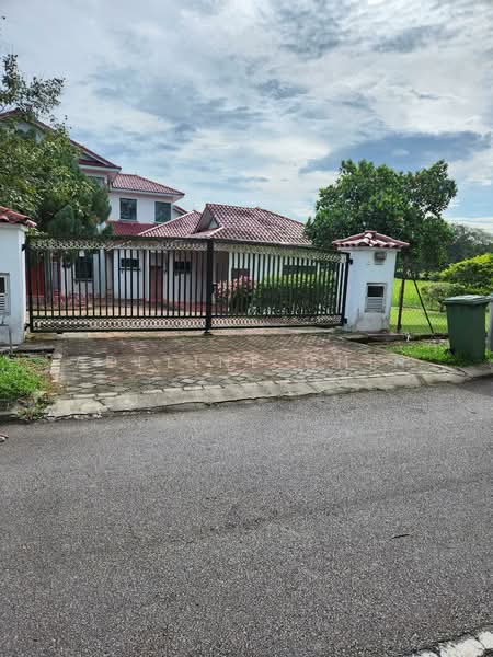 Bungalow for Sale in Leisure Farm (Gelang Patah) - Adeline Chin - Exterior - PropertyGuru.com.my