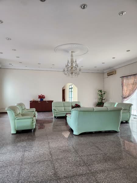 Bungalow for Sale in Leisure Farm (Gelang Patah) - Adeline Chin - Living Room - PropertyGuru.com.my