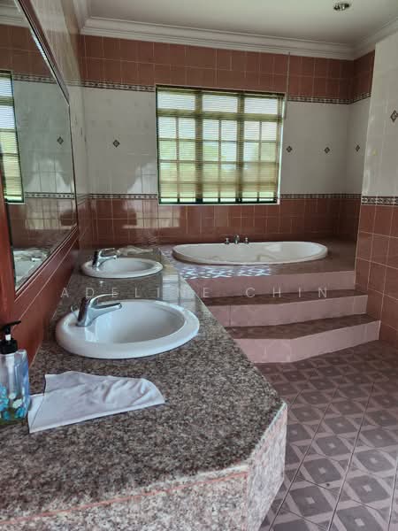 Bungalow for Sale in Leisure Farm (Gelang Patah) - Adeline Chin - Bathroom - PropertyGuru.com.my