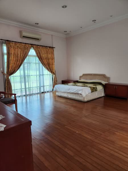 Bungalow for Sale in Leisure Farm (Gelang Patah) - Adeline Chin - Bedroom - PropertyGuru.com.my