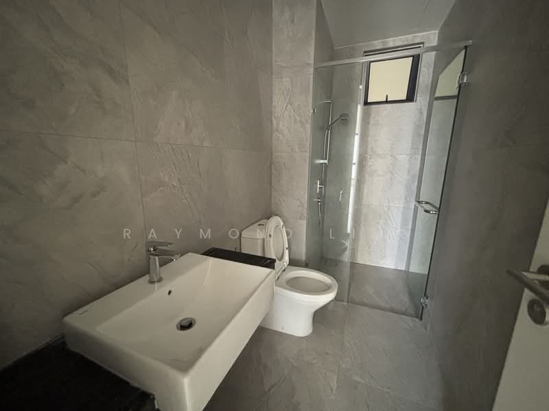 Service Residence for Sale at The Goodwood Residence - Raymond Ling - Bathroom - PropertyGuru.com.my