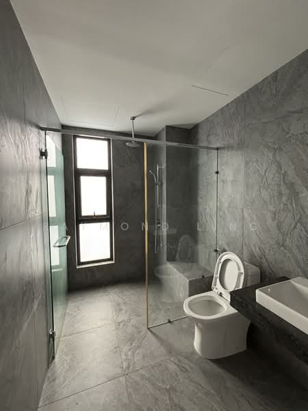 Service Residence for Sale at The Goodwood Residence - Raymond Ling - Bathroom - PropertyGuru.com.my