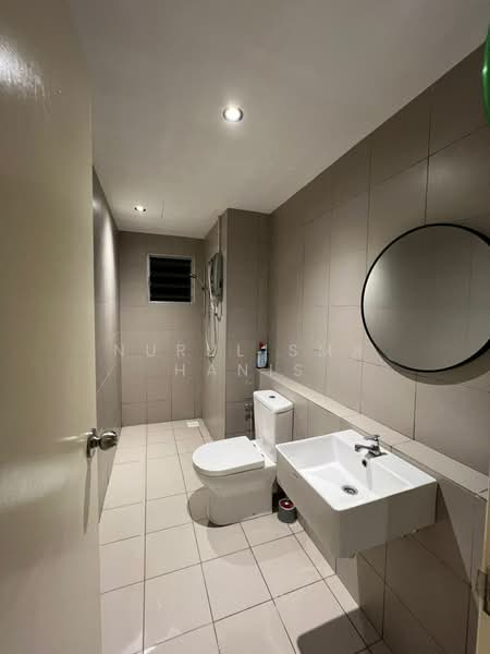 Kondominium untuk Dijual di Lakefront Homes - NURULISMA HANIS - Bathroom - PropertyGuru.com.my