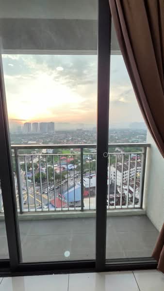 Servis Apartment untuk Disewa di KL Traders Square - Nick Yow - Balcony - PropertyGuru.com.my