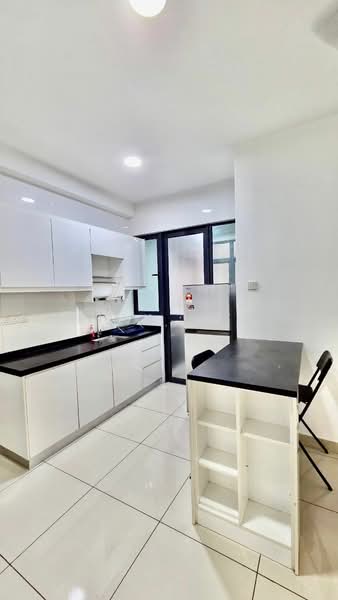 Servis Apartment untuk Disewa di KL Traders Square - Nick Yow - Kitchen - PropertyGuru.com.my