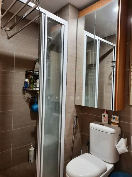 Servis Apartment untuk Disewa di Lexa Residence @ The Quartz WM - Chee Seng - Bathroom - PropertyGuru.com.my