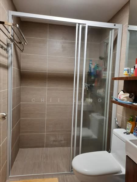 Servis Apartment untuk Disewa di Lexa Residence @ The Quartz WM - Chee Seng - Bathroom - PropertyGuru.com.my