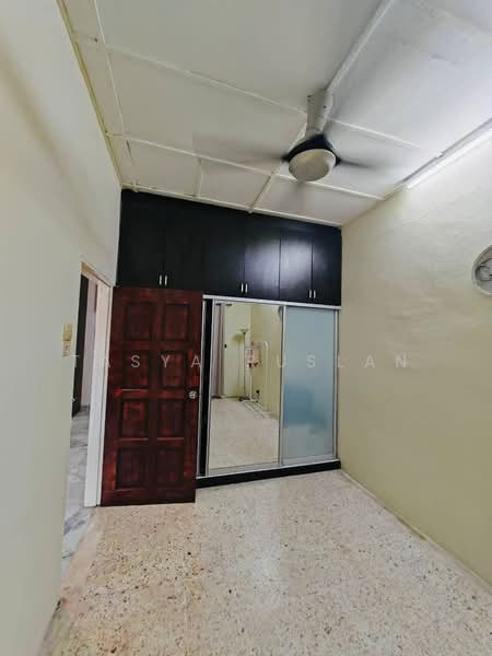 1-storey Terraced House for Sale in Bandar Kinrara (Selangor) - Tasya Ruslan - PropertyGuru.com.my