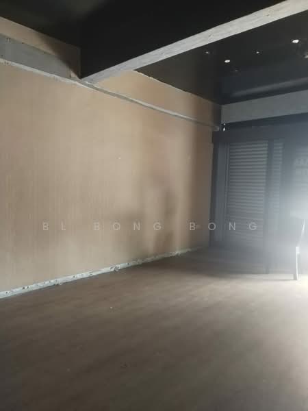 Shop / Office for Sale in Taman Merdeka Permai (Batu Berendam) - BL Bong Bong - PropertyGuru.com.my