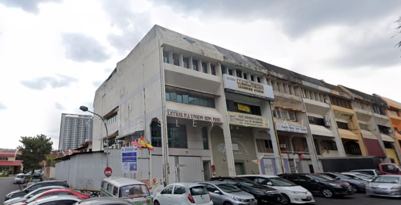 Shop for Sale in Petaling Jaya (Selangor) - Kingsley Chai - Exterior - PropertyGuru.com.my