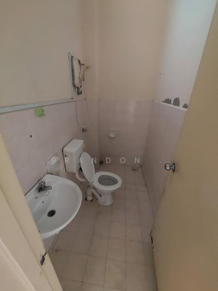 Rumah Teres 2 Tingkat untuk Dijual di Ukay Bistari (Ulu Kelang) - Brandon . - Bathroom - PropertyGuru.com.my