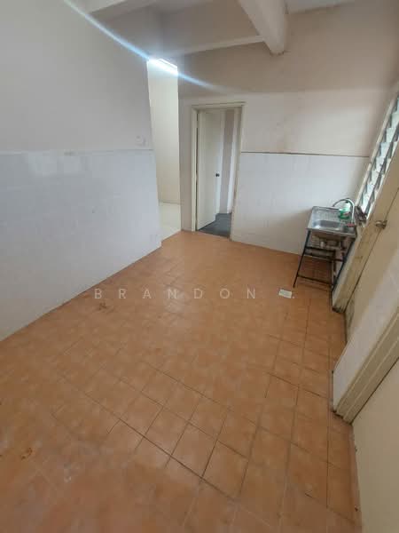 Rumah Teres 2 Tingkat untuk Dijual di Ukay Bistari (Ulu Kelang) - Brandon . - Kitchen - PropertyGuru.com.my