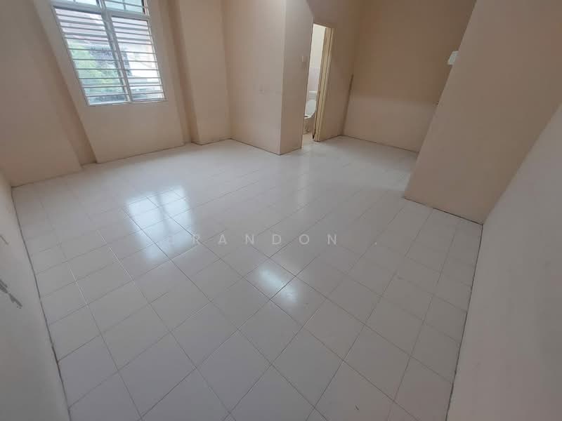 Rumah Teres 2 Tingkat untuk Dijual di Ukay Bistari (Ulu Kelang) - Brandon . - Interior - PropertyGuru.com.my