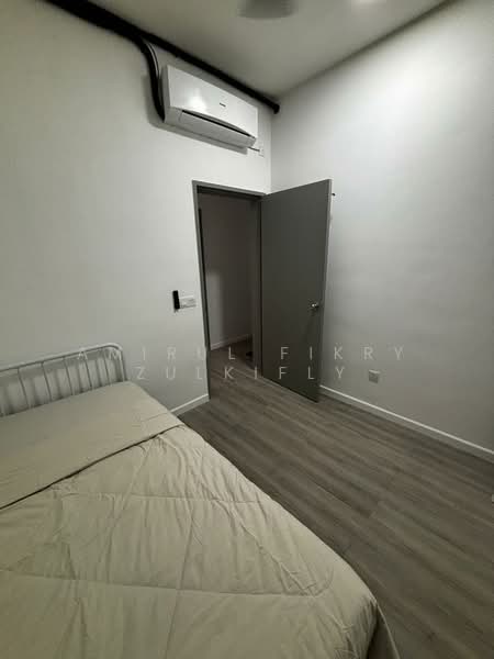 Condominium for Rent at Lakefront Residence - Amirul Fikry Zulkifly - Bedroom - PropertyGuru.com.my