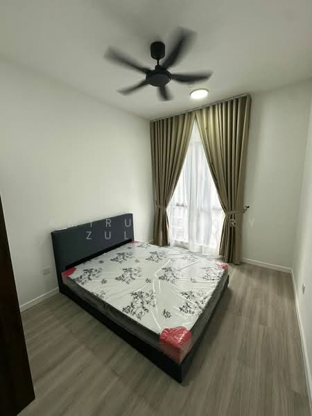 Condominium for Rent at Lakefront Residence - Amirul Fikry Zulkifly - Bedroom - PropertyGuru.com.my