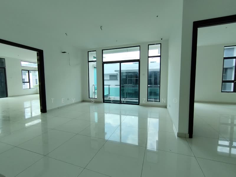 Bungalow for Sale in Taman Wira Mutiara (Kajang) - Tey Siew Zing - Living Room - PropertyGuru.com.my