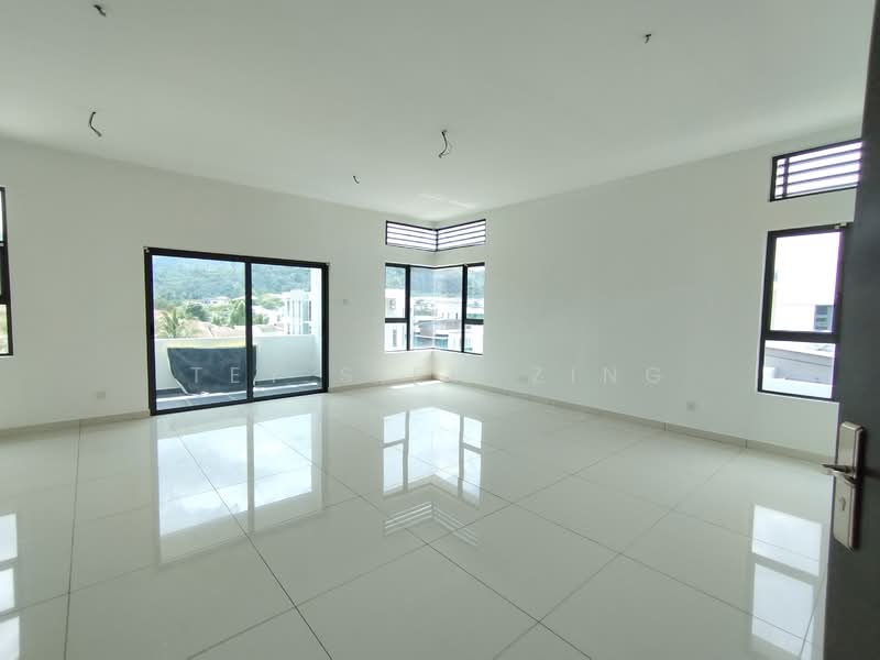 Bungalow for Sale in Taman Wira Mutiara (Kajang) - Tey Siew Zing - Living Room - PropertyGuru.com.my