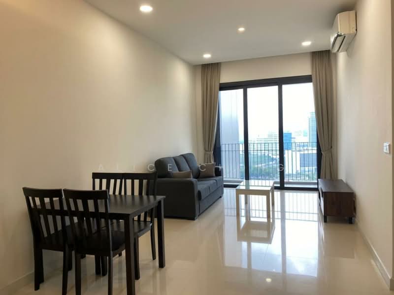 Servis Apartment untuk Disewa di ViiA Residences - Alice Chong - Living Room - PropertyGuru.com.my