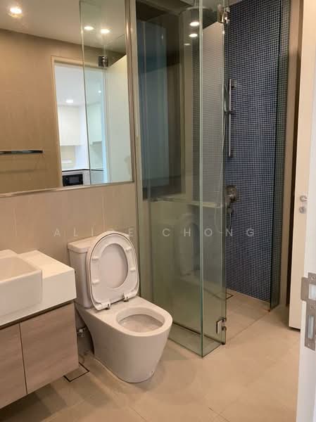 Servis Apartment untuk Disewa di ViiA Residences - Alice Chong - Bathroom - PropertyGuru.com.my