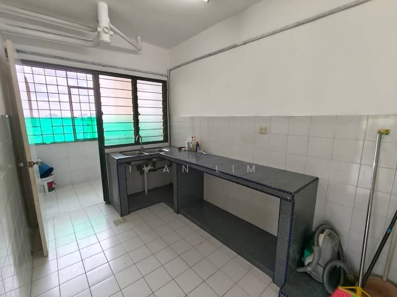 Apartment for Sale at Jade Tower (Menara Jade) - Ivan Lim - Kitchen - PropertyGuru.com.my