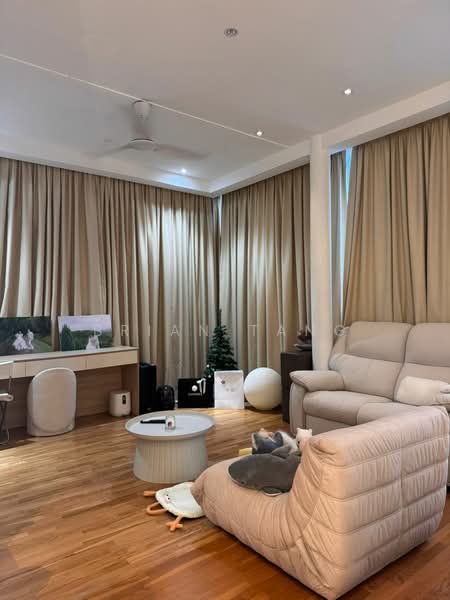 Rumah Berkembar untuk Dijual di Petaling Jaya (Selangor) - Brian Tang - Living Room - PropertyGuru.com.my