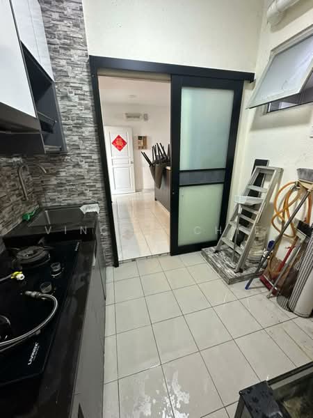 Apartment for Rent at Residensi Desamas - Vincent Chye - Kitchen - PropertyGuru.com.my