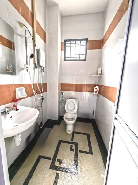 Rumah Teres 1 Tingkat untuk Dijual di Johor Bahru (Johor) - Josephine Yong - Bathroom - PropertyGuru.com.my