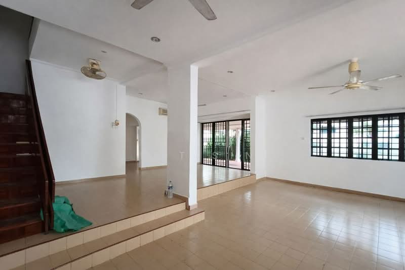 Rumah Berkembar untuk Disewa di Johor Bahru (Johor) - Nat Sin - Living Room - PropertyGuru.com.my