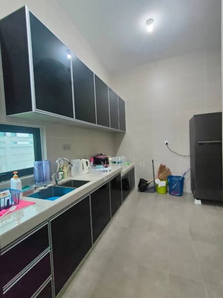 2-storey Terraced House for Sale in Puteri Harbour (Iskandar Puteri (Nusajaya)) - Wayne Ng - Kitchen - PropertyGuru.com.my