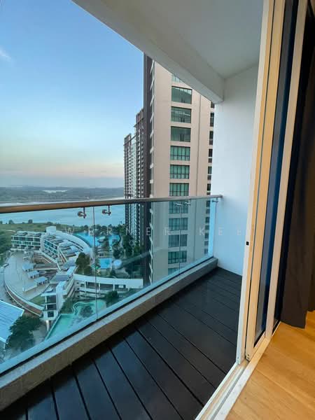 Kondominium untuk Dijual di Pinetree, Puteri Harbour - Werner Kee - Balcony - PropertyGuru.com.my