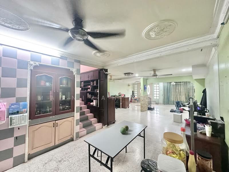 2-storey Terraced House for Sale in Lembah Keramat (Ulu Kelang) - Masnizah Arifin - Living Room - PropertyGuru.com.my