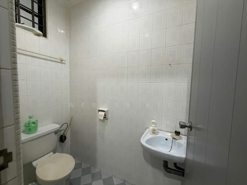 2-storey Terraced House for Sale in Tampoi (Johor) - Werner Kee - Bathroom - PropertyGuru.com.my
