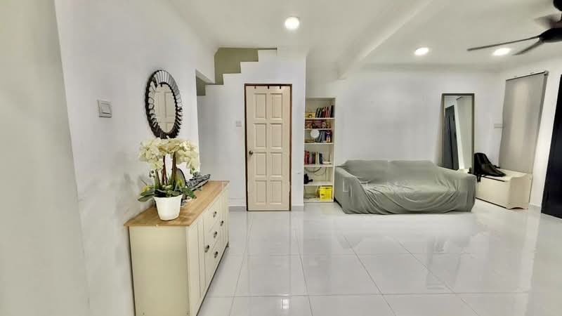 For Sale - Seksyen 18, Shah Alam