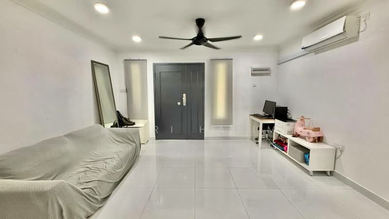 For Sale - Seksyen 18, Shah Alam