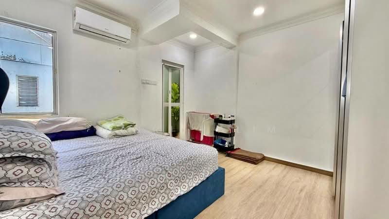 For Sale - Seksyen 18, Shah Alam