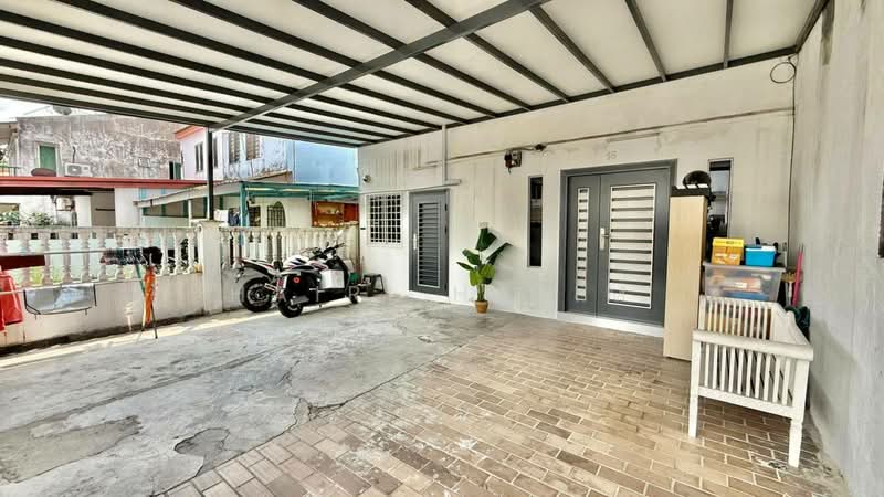 For Sale - Seksyen 18, Shah Alam