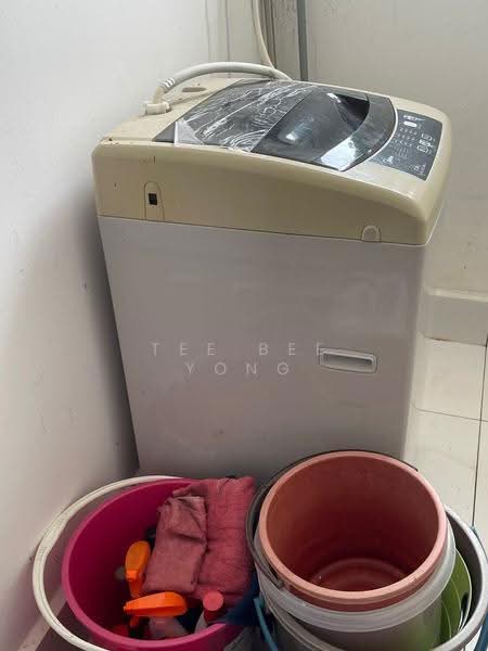 Kediaman Servis untuk Dijual di Skypod Residence - Tee Bee Yong - Interior - PropertyGuru.com.my