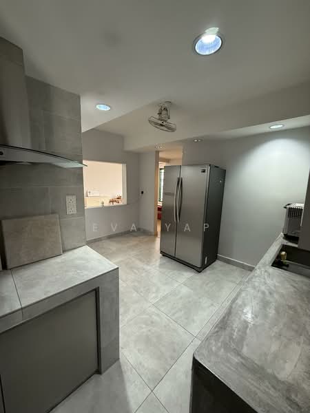 Kondominium untuk Disewa di Vista Kiara - Eva Yap - Kitchen - PropertyGuru.com.my