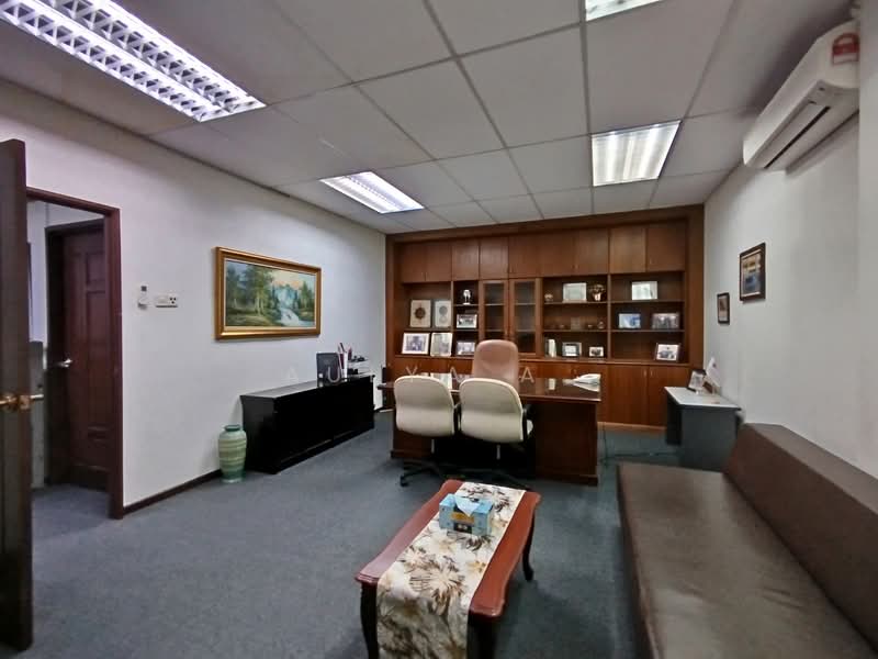 Pejabat Runcit untuk Disewa di SS7 (Petaling Jaya) - Aulya A. - Study - PropertyGuru.com.my