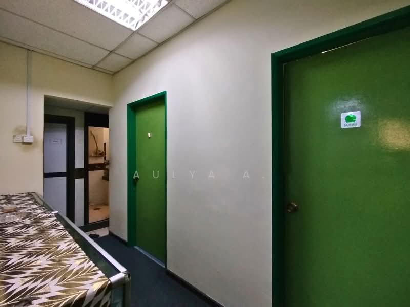 Pejabat Runcit untuk Disewa di SS7 (Petaling Jaya) - Aulya A. - Corridor - PropertyGuru.com.my
