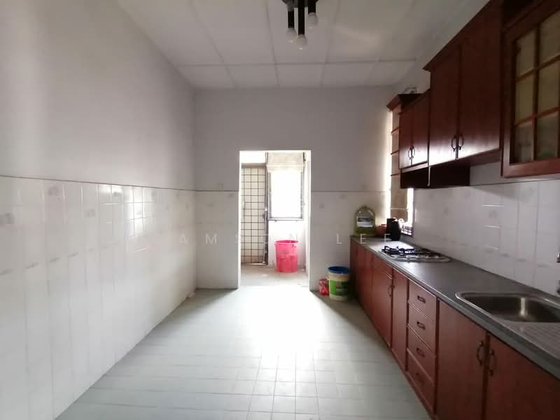 Bungalow for Sale in Bukit Sentosa (Rawang) - Samson Lee - Kitchen - PropertyGuru.com.my