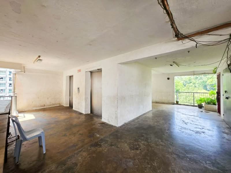 Apartment for Sale at Kondo Rakyat - M.J Zairin - Corridor - PropertyGuru.com.my